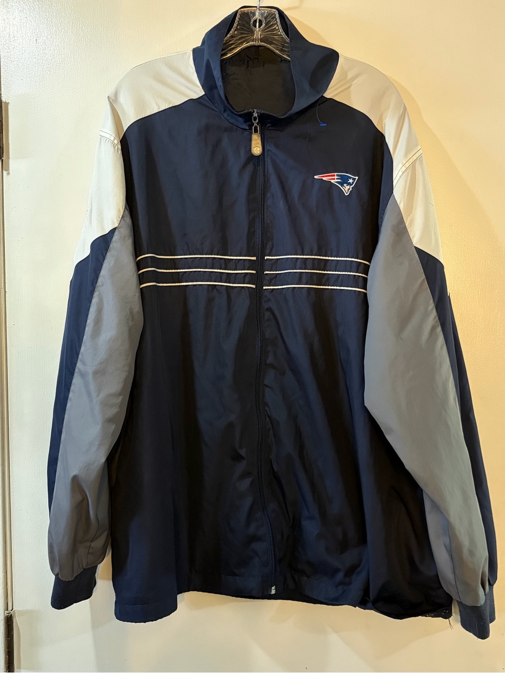 NFL New England Patriots Windbreaker Jacket Men’s Sz 2XL